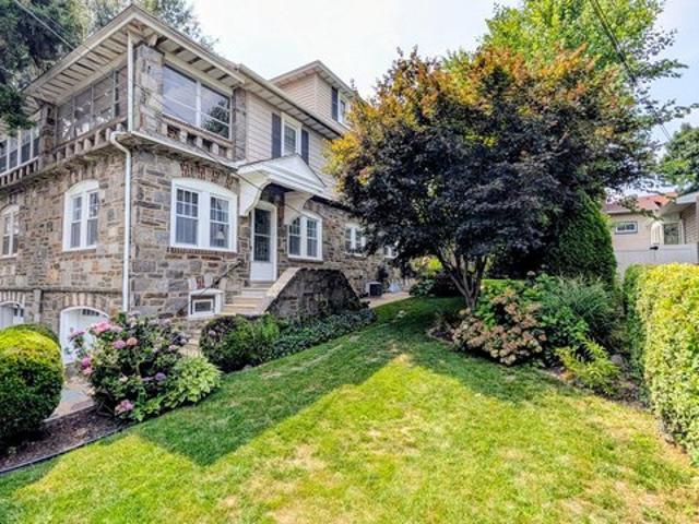 Townhouse for sale in Delco, Pennsylvania
