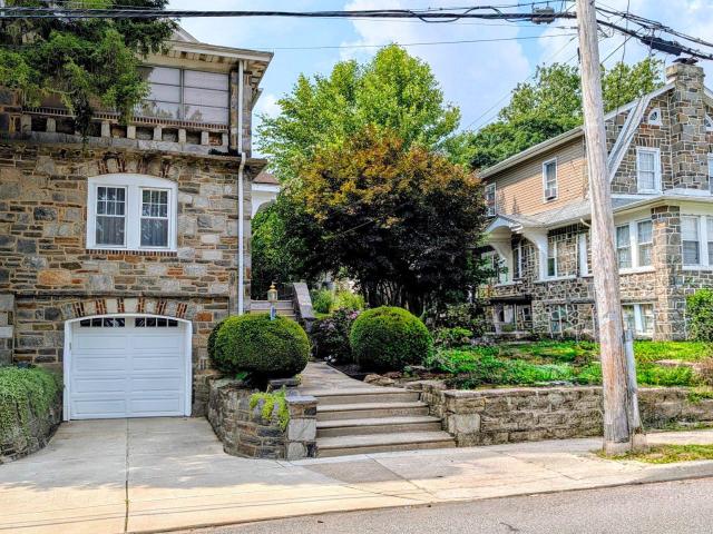 Townhouse for sale in Delco, Pennsylvania