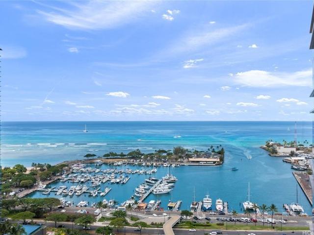 Condo for sale in Honolulu, Hawaii