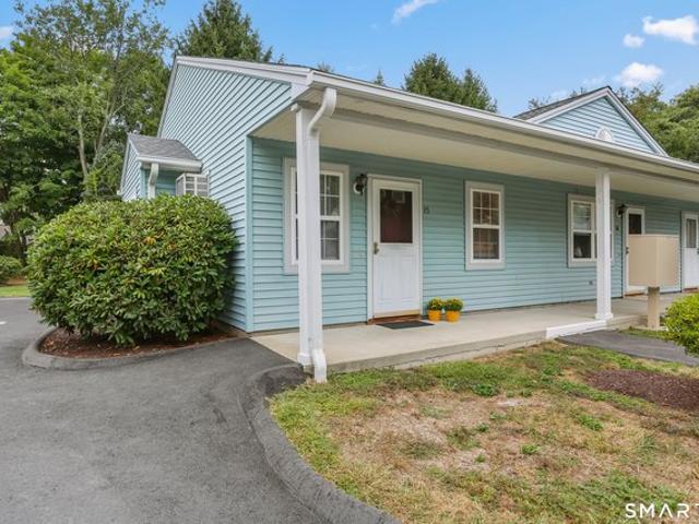 Condo for sale in Milford, Connecticut