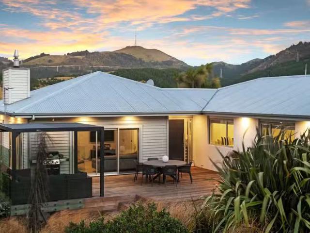 House for sale in Cracroft, Canterbury