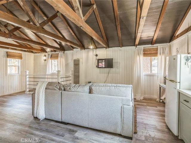 House for sale in Green Valley Lake