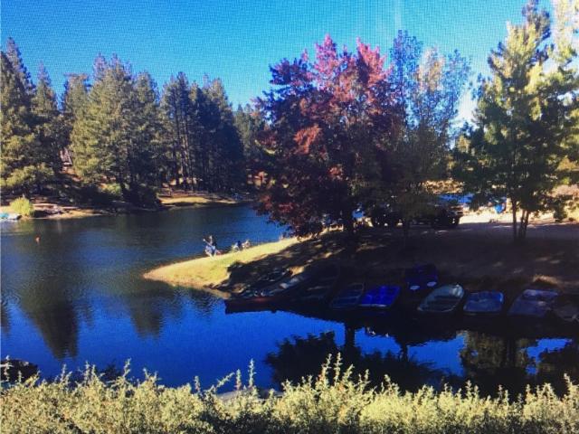 House for sale in Green Valley Lake, California