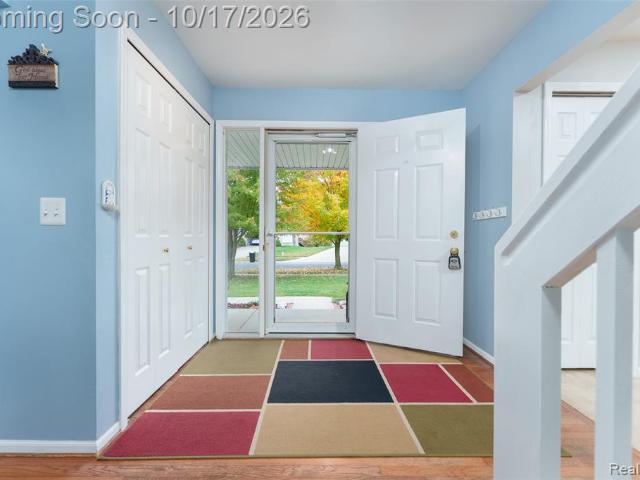 House for sale in Hillsborough, Wixom