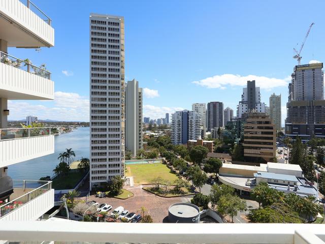 Apartment for rent in Surfers Paradise, Gold Coast City