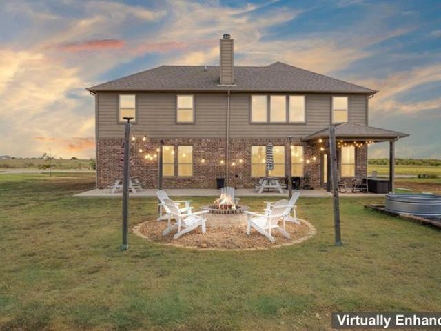 House for sale in Denton, Texas