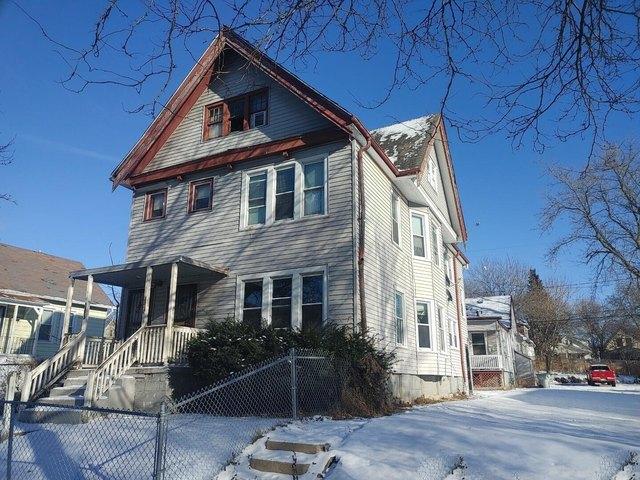 House for sale in Milwaukee, Wisconsin