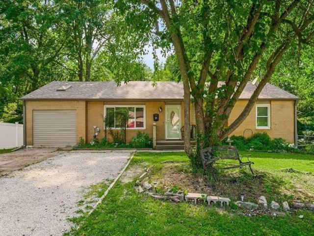 House for sale in Independence, Jackson County