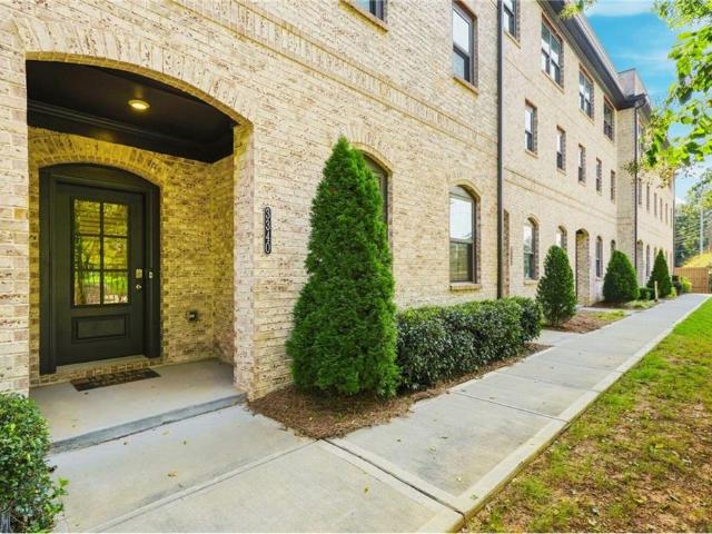 Townhouse for sale in GardenDale TownHomes, Duluth