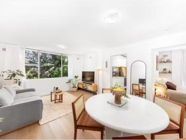 Apartment for rent in Lower North Shore, Sydney
