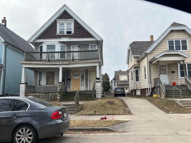 House for sale in Milwaukee, Wisconsin