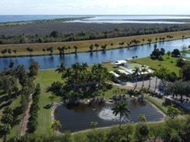 House for sale in Moore Haven, Florida