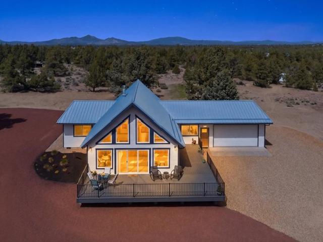 House for sale in Oregonia