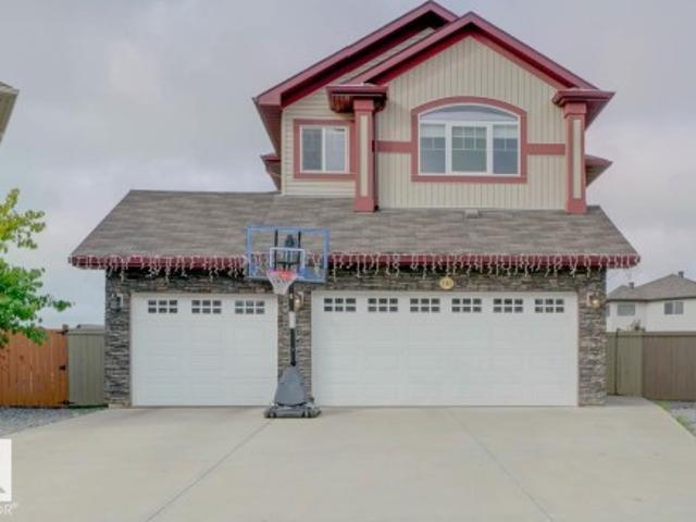 House for sale in Wedgewood, Alberta