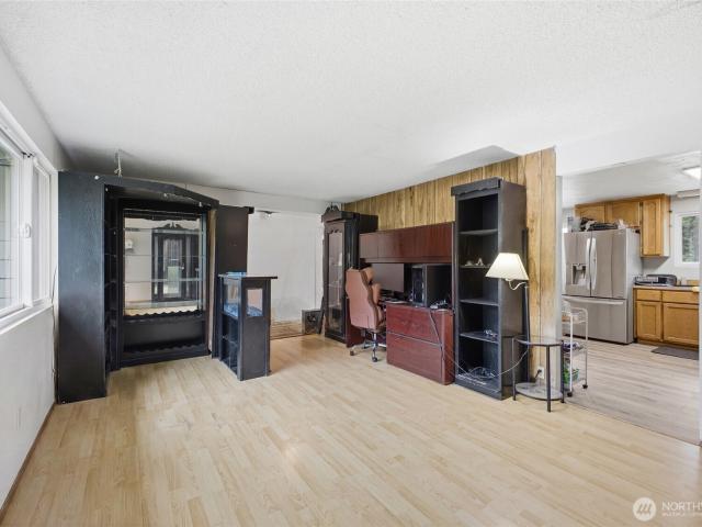 House for sale in Oak Harbor, Washington