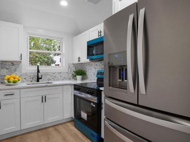 House for sale in The Bronx, Arverne
