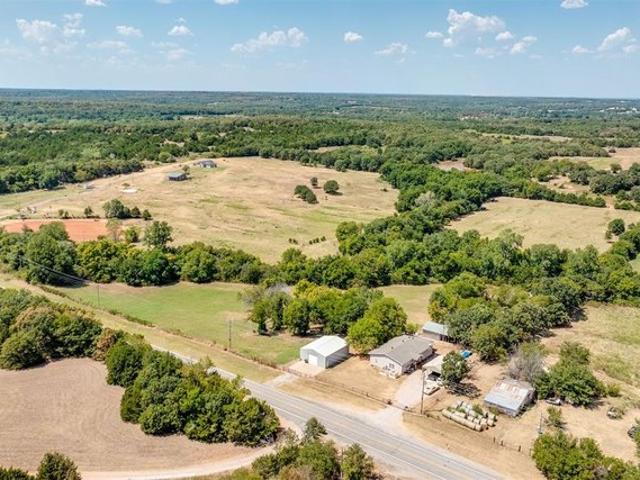 House for sale in Mcloud, Oklahoma