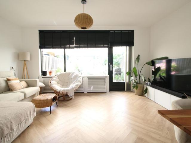 Woning te huur in De Volgerlanden, Hendrik-ido-ambacht