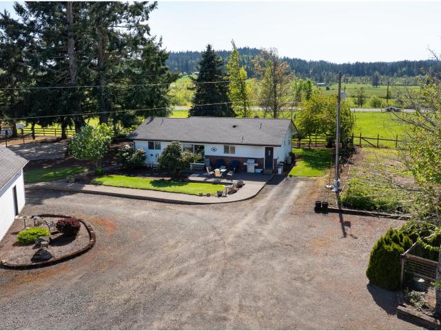 House for sale in Creswell, Lane County