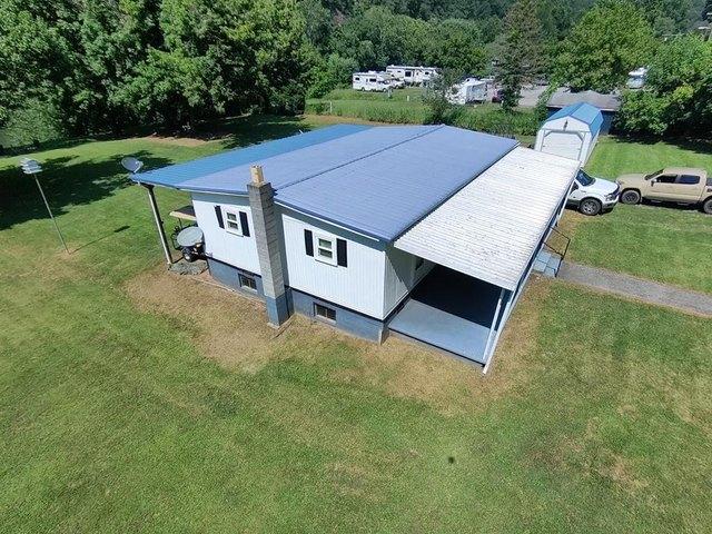 House for sale in Hinton, West Virginia