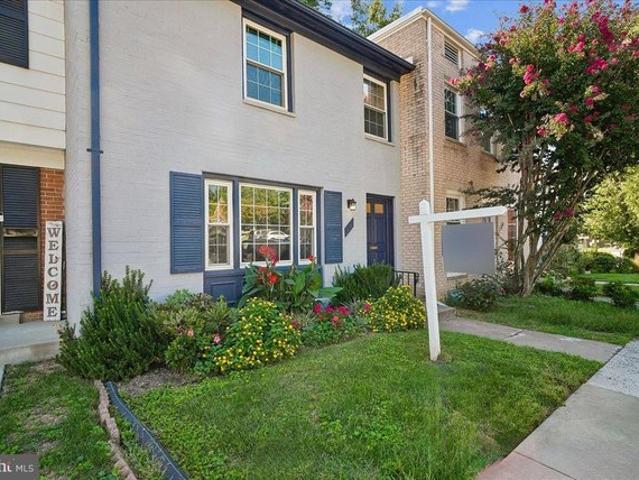 Townhouse for sale in Virginia