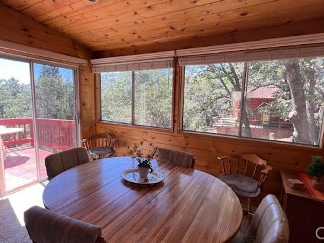 House for sale in Green Valley Lake
