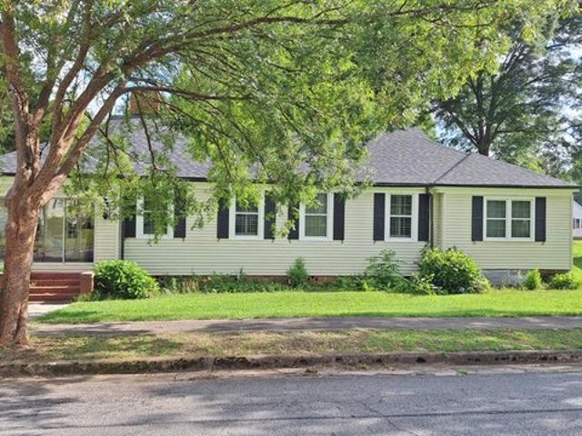 House for sale in Cobb, Georgia