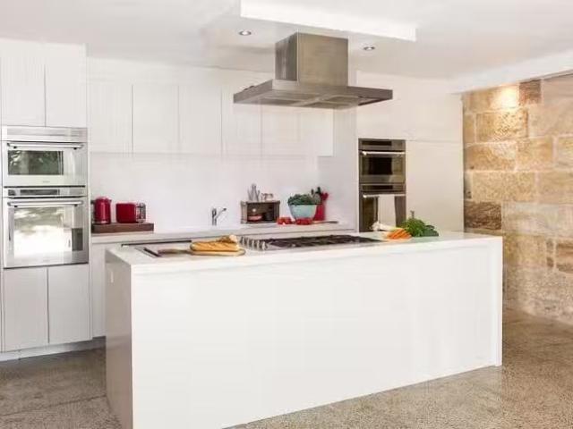 Apartment for rent in Edgecliff