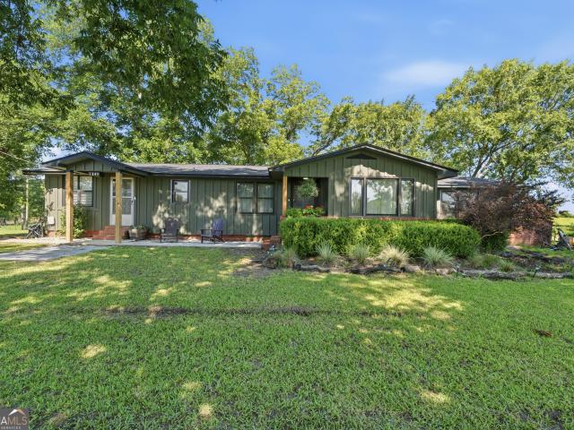 House for sale in Alamo, Georgia