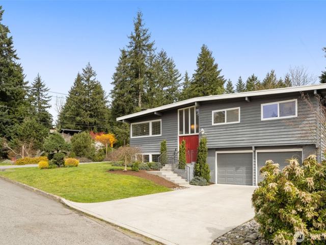 House for sale in Bellevue, Washington