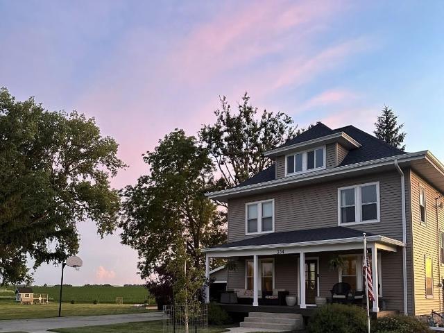 House for sale in Ackley, Iowa