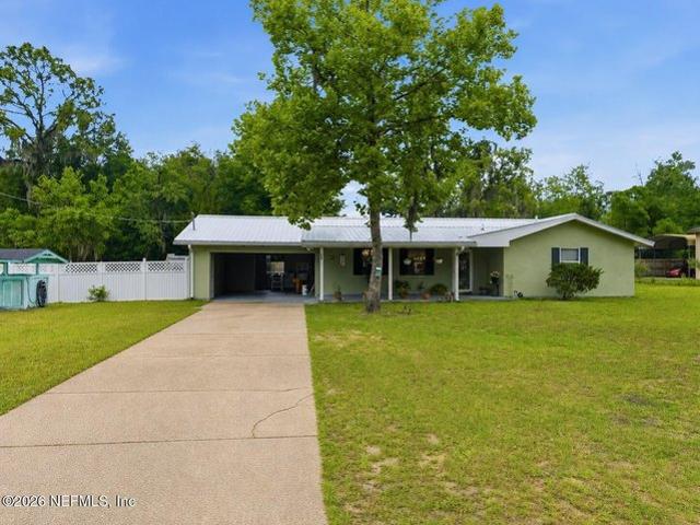 House for sale in Interlachen, Putnam County