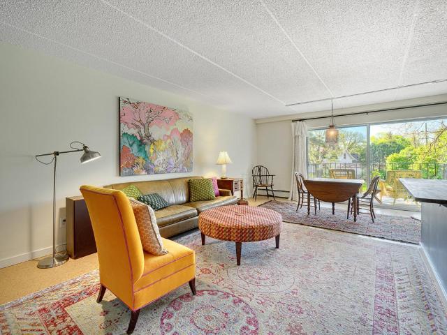 House for sale in West Side, Ramsey
