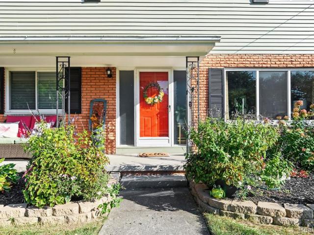 House for sale in Flushing, Genesee County