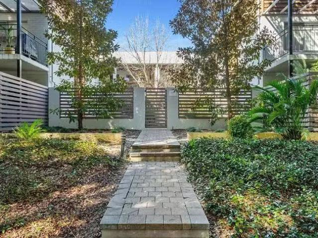 House for rent in Daglish, Western Australia