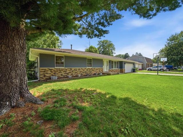 House for sale in Manito, Illinois
