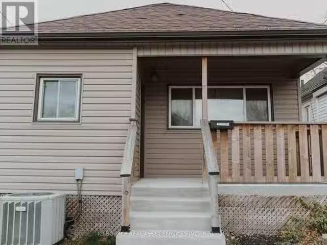 House for rent in Ancaster, Ontario