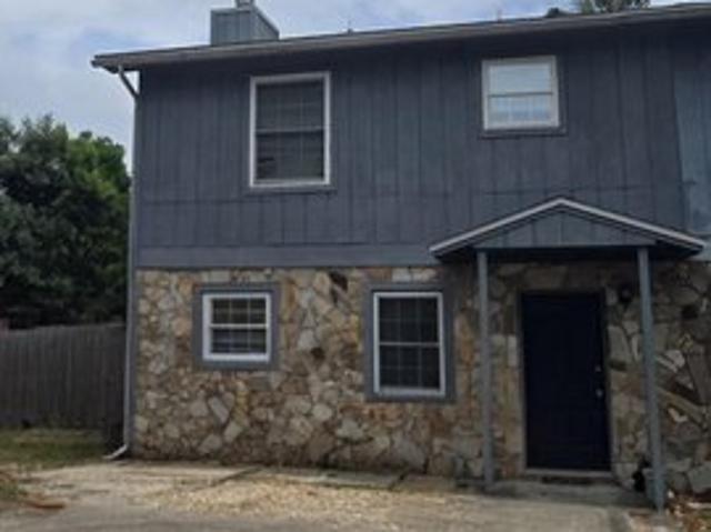 Townhouse for sale in Mary Esther, Florida