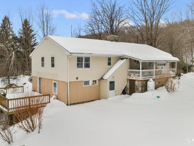 Property for sale in Oxford, Connecticut