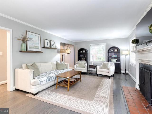 House for sale in Gibsonton, Maryland