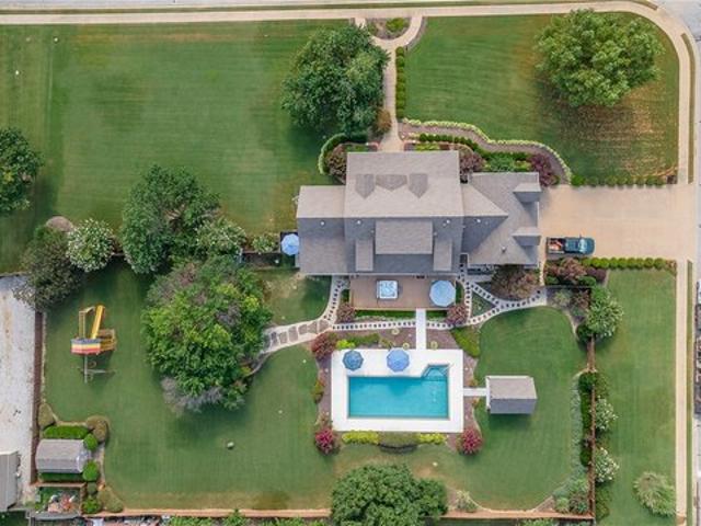 House for sale in Ark