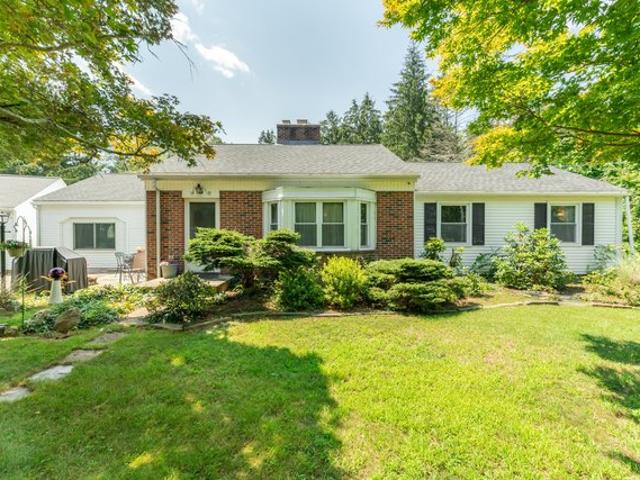 House for sale in Norwich, Connecticut