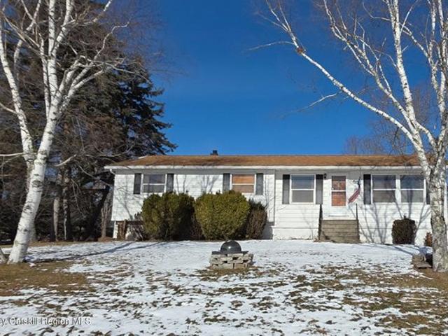 House for sale in Cornwallville, New York