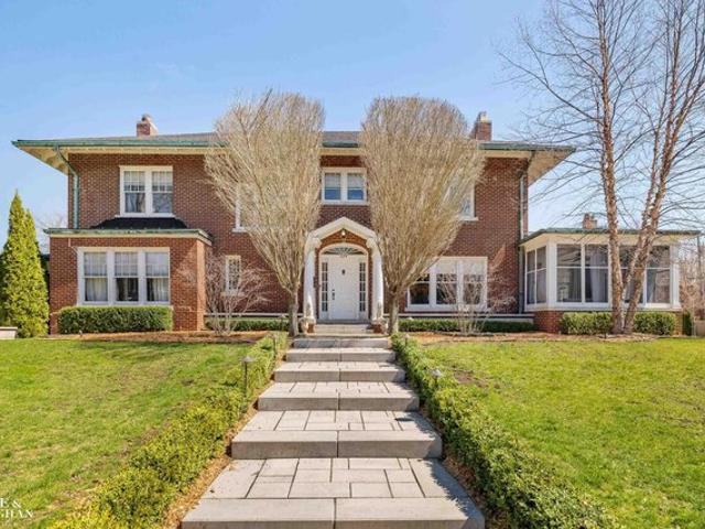 House for sale in Grosse Pointe, Michigan
