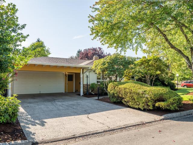 House for sale in Oregonia