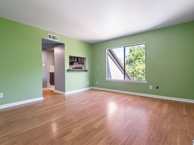 Condo for sale in Birmingham, Alabama
