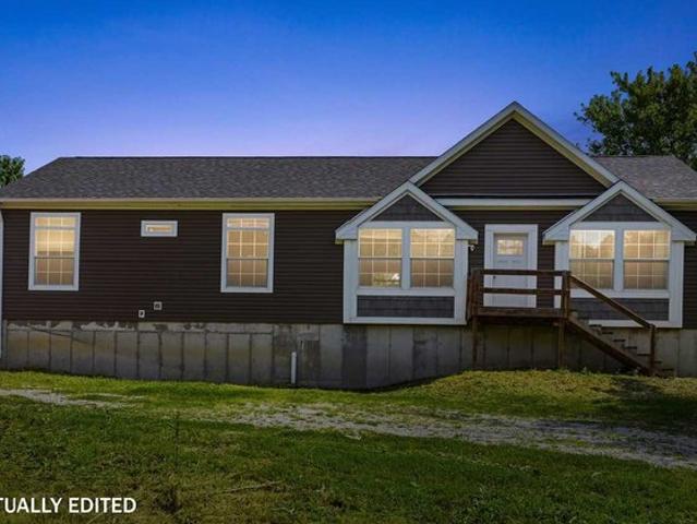 House for sale in Riverside, Iowa