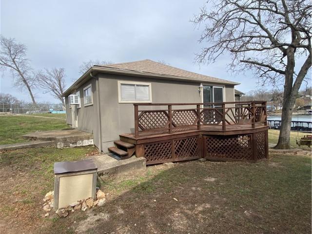 Townhouse for sale in Laurie, Missouri