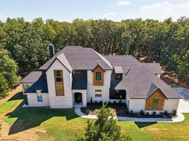 House for sale in Mcloud, Oklahoma