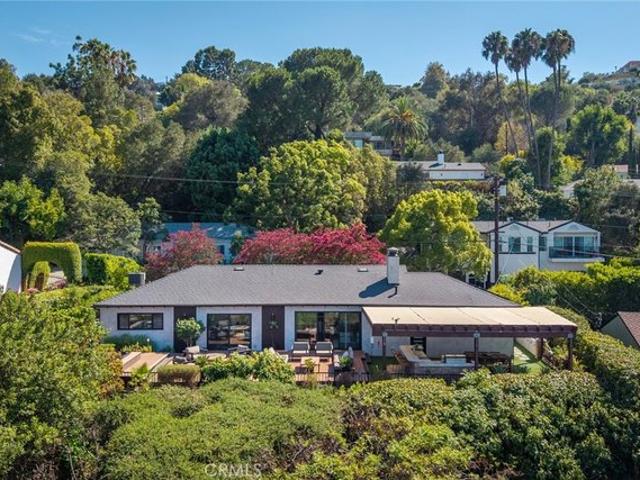House for sale in Sherman Oaks Neighborhood Council District, Los Angeles